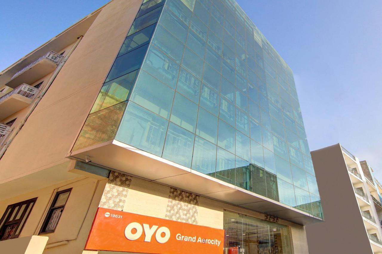 Aerocity Grand New Delhi Exterior photo