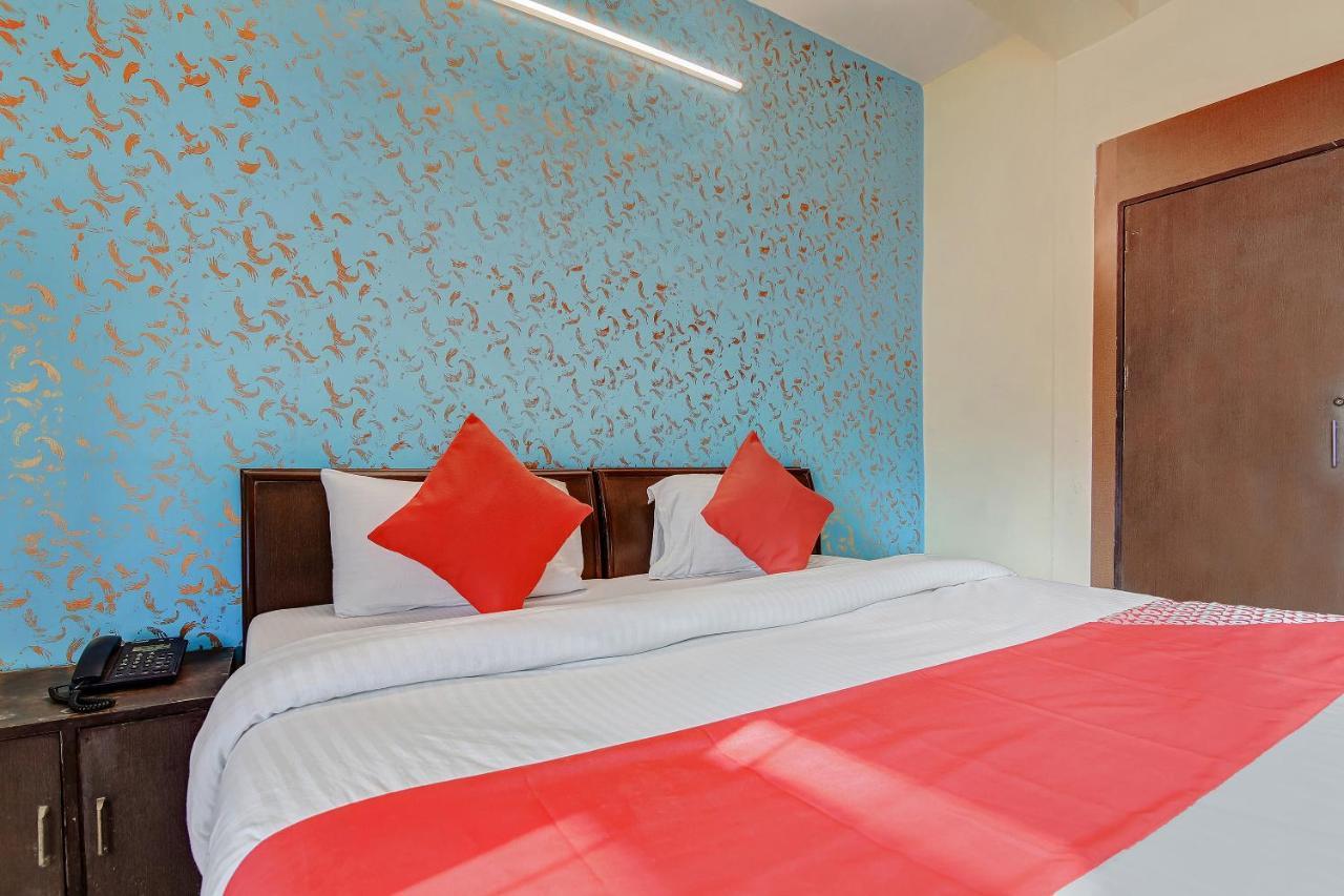 Aerocity Grand New Delhi Exterior photo
