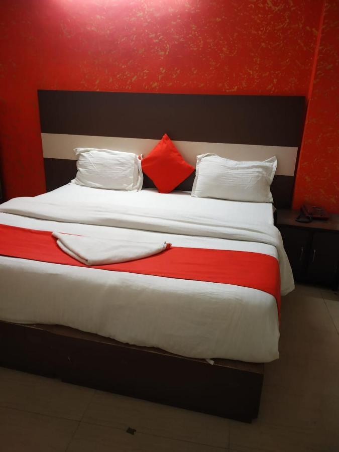 Aerocity Grand New Delhi Exterior photo
